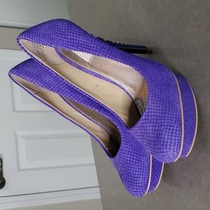 Size 8 Rachel Roy Purple Suede Heels 💜